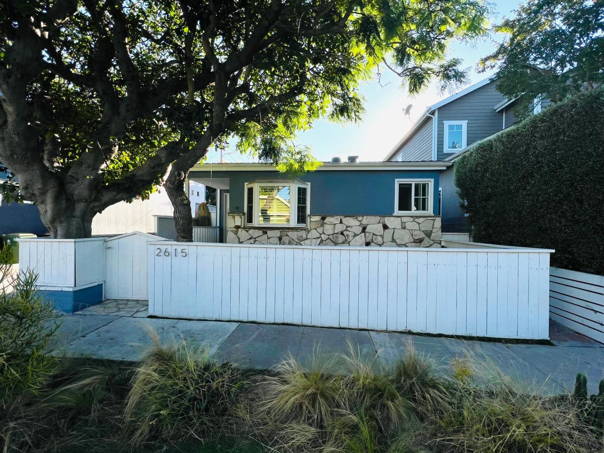 Chic Venice Beach Bungalow Steps From The Canals & Beach Лос-Анджелес Экстерьер фото